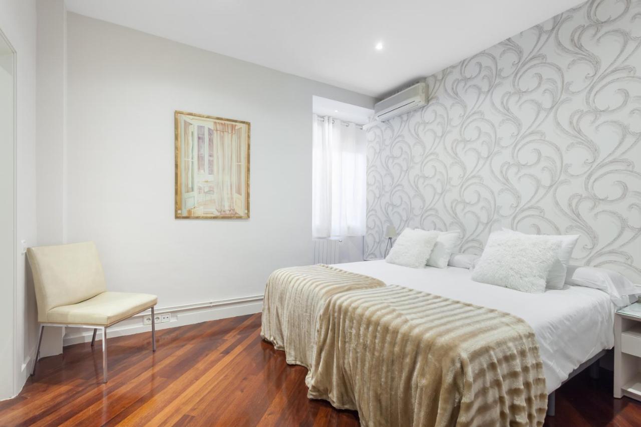 Art House Granvia Apartment บาร์เซโลนา ภายนอก รูปภาพ
