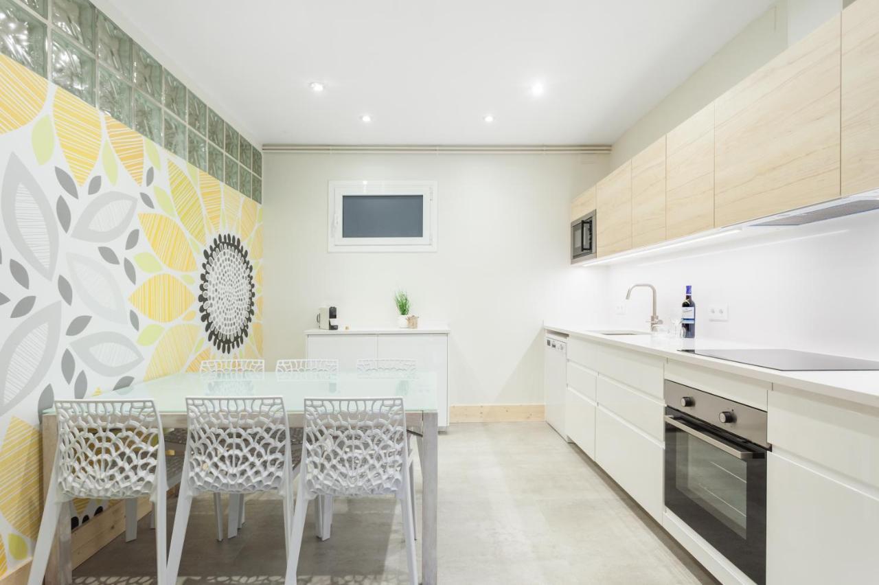 Art House Granvia Apartment บาร์เซโลนา ภายนอก รูปภาพ
