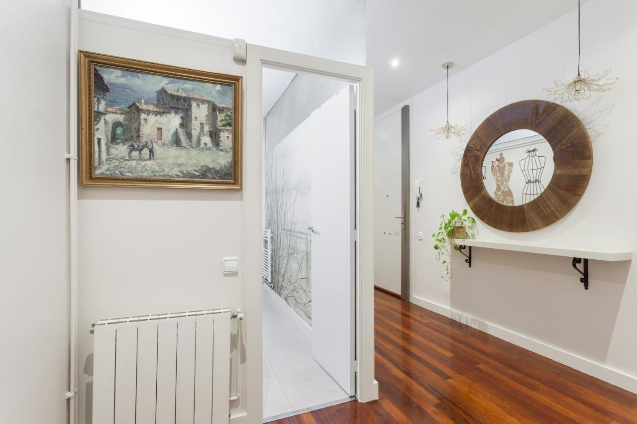 Art House Granvia Apartment บาร์เซโลนา ภายนอก รูปภาพ
