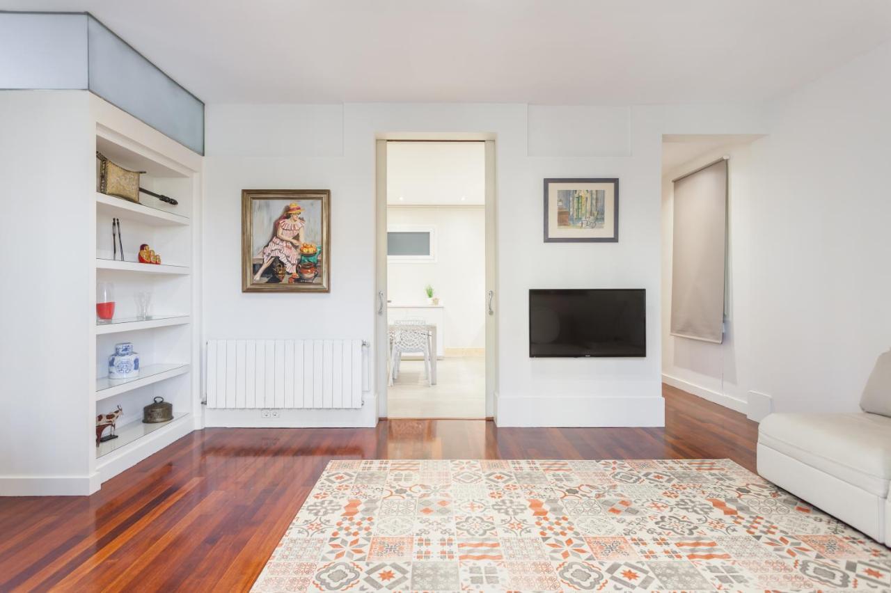 Art House Granvia Apartment บาร์เซโลนา ภายนอก รูปภาพ