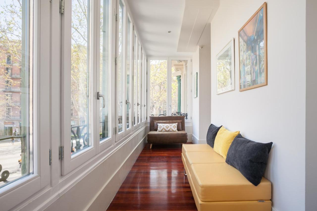 Art House Granvia Apartment บาร์เซโลนา ภายนอก รูปภาพ